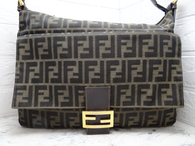 話題の人気 ズッカ フェンディ FENDI ワンショルダー 株式会社オルデック | ロンパース・カバーオール