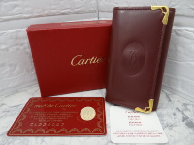 【新品・箱付き】Cartier キーケース 4連 マストライン カルティエ 楽天市場】【未使用品】 カルティエ キーケース 4連 マスト ドゥ