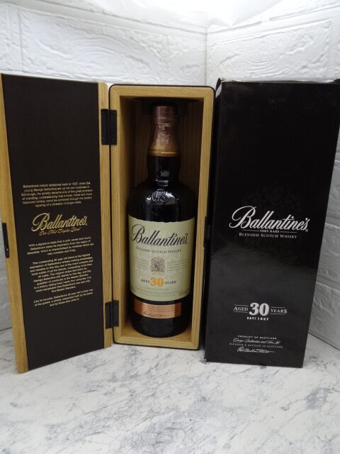 商品紹介 バランタイン30年 VERY RARE 木箱入り | 株式会社オルデック